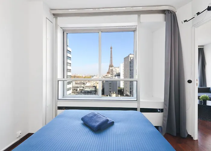 Quartier Tour Eiffel 7 Free Netflix